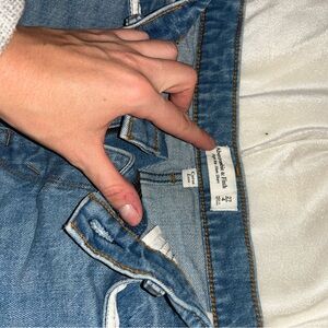 American Eagle Outfitters High Rise Light Blue Jeans